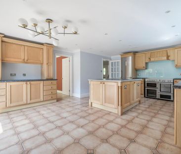 4 bedroom detached house to rent - Photo 6