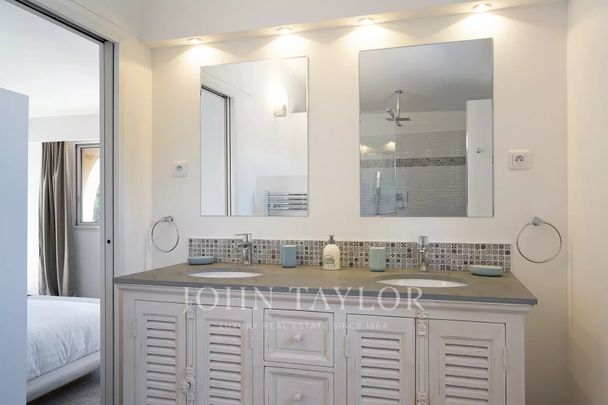 Maison à louer Mougins, Cote d'Azur, France8 500 EUR / Mois - Photo 1