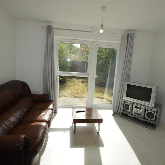 4 bedroom house to rent - Photo 1