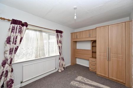 2 Edenvale Park, Belfast, BT17 0EJ - Photo 5