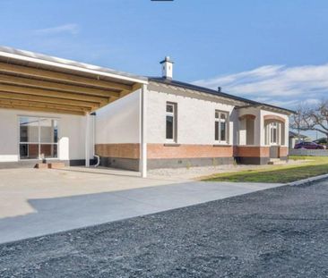 Easy Care Home - Photo 6