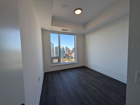 For Lease - 185 Enfield Place Unit# 3009, Mississauga, Ontario - Photo 5