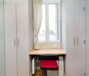 Logement à Paris, Location meublée - Photo 5