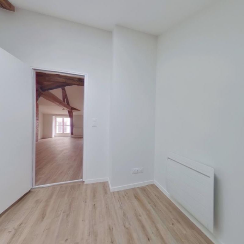 Location Appartement 2 pièces 53m² MONTMORILLON 86500 - Photo 1