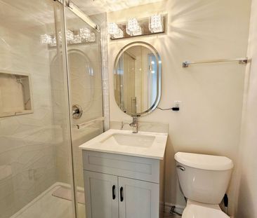 For Lease - 2368 Drury Lane, Parkway Park - Queensway Terrace S and... - Photo 6