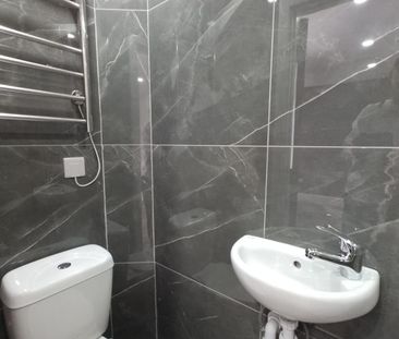 Studio Flat, Firhill Road, SE6 - Photo 3