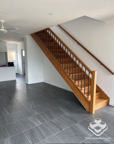 Modern Living in Nirimba - Photo 2