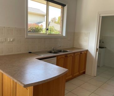 Spacious 3-Bedroom Unit - Photo 4