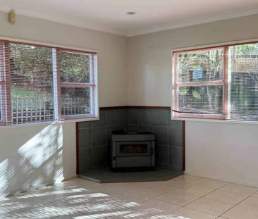 Spacious & Great Location! - Photo 1