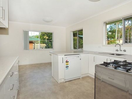 15 Murray Crescent, 4560, Nambour Qld - Photo 3