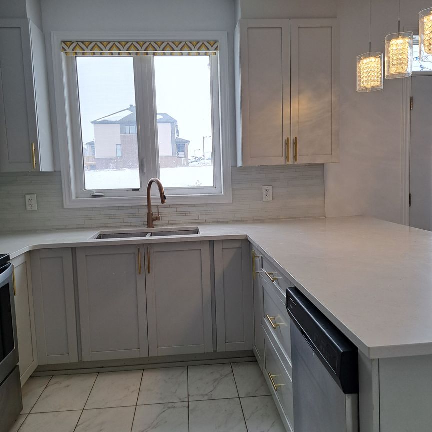 For Lease - 1873 Haiku Street, Barrhaven, Ontario - Photo 1