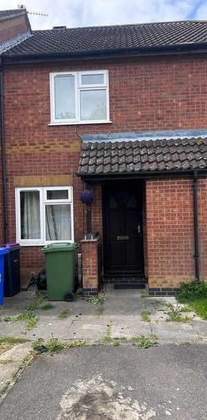 2 bedroom terraced house to rent - Photo 1