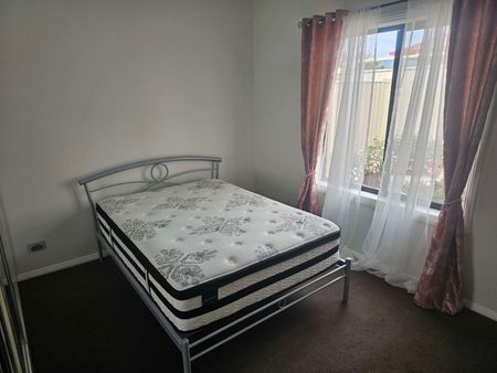 Edwardstown - Photo 5