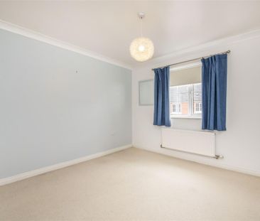 4 bed House - Detached To Let - Photo 5