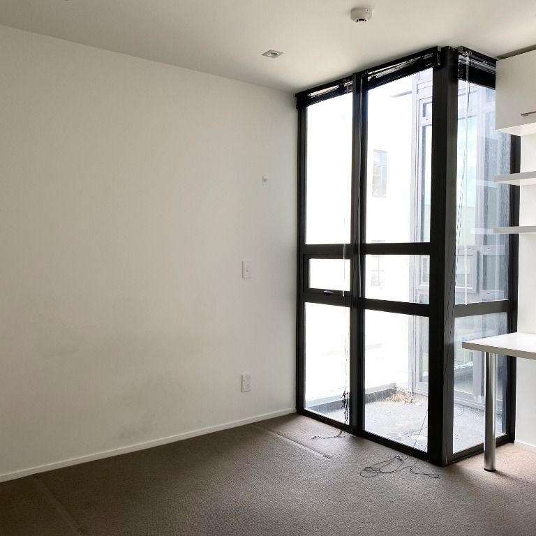 3 Bedroom Apartment in Forte - Photo 1