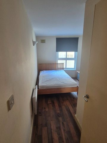 1 Bed Flat, Coke Street, E1 - Photo 3