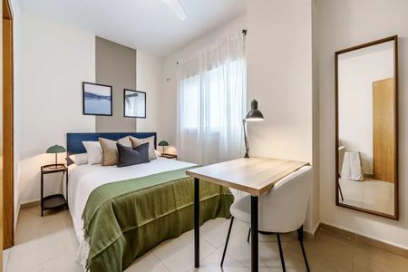 Calle Álamos, Málaga, Andalusia 29012 - Photo 3