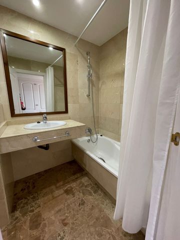 Middle Floor Apartment in San Pedro de Alcántara - Photo 4