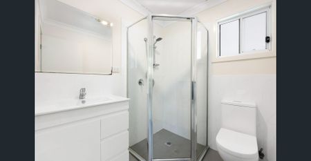 Private three bed Villa in tranquil surrounds - Photo 2