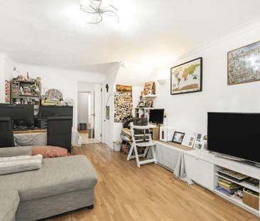 2 bedroom semi-detached house to rent - Photo 4