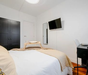 Calle del Castillo, Madrid, Community of Madrid 28010 - Photo 6