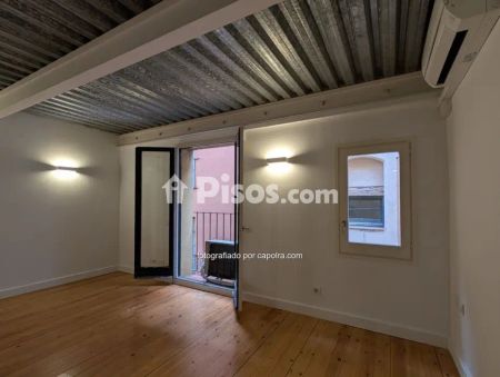 Piso en alquiler en Sant Pere-Santa Caterina-La Ribera - Photo 2