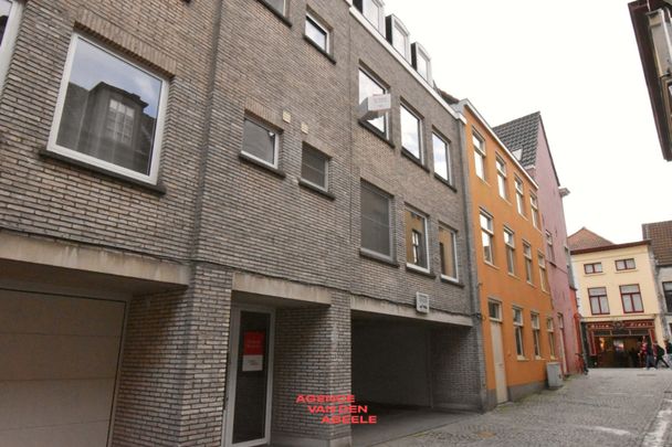 Ruim 1 slaapkamer appartement in hartje Brugge - Foto 1