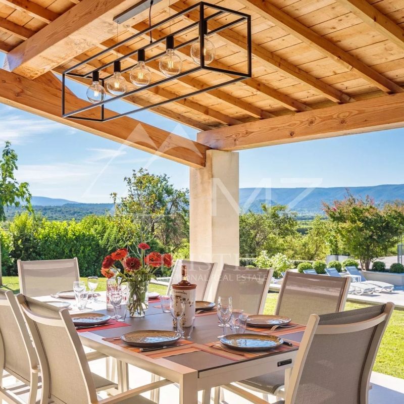 Gordes - Belle maison de vacances avec piscine chauffée et vue exceptionnelle sur le Luberon - Photo 1