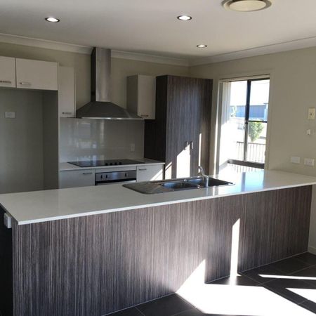 QUALITY FAMILY HOME SITUATED IN LOVELY ESTATE IN BUCASIA - Photo 5