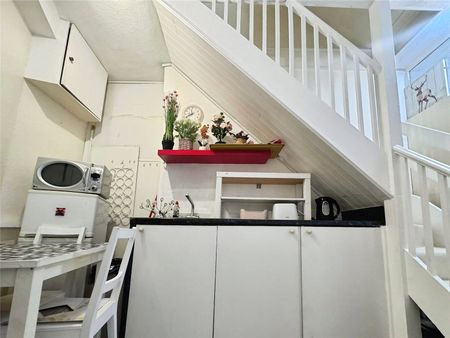 Talgarth Road, London, W14 9DF - Photo 4