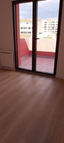T3 - Photo 2