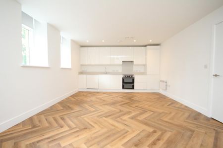 2 bedroom apartment to rent - Photo 5