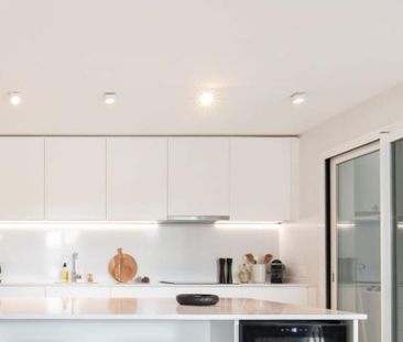 Luxury Flat for rent in Nueva Andalucia, Spain - Photo 2