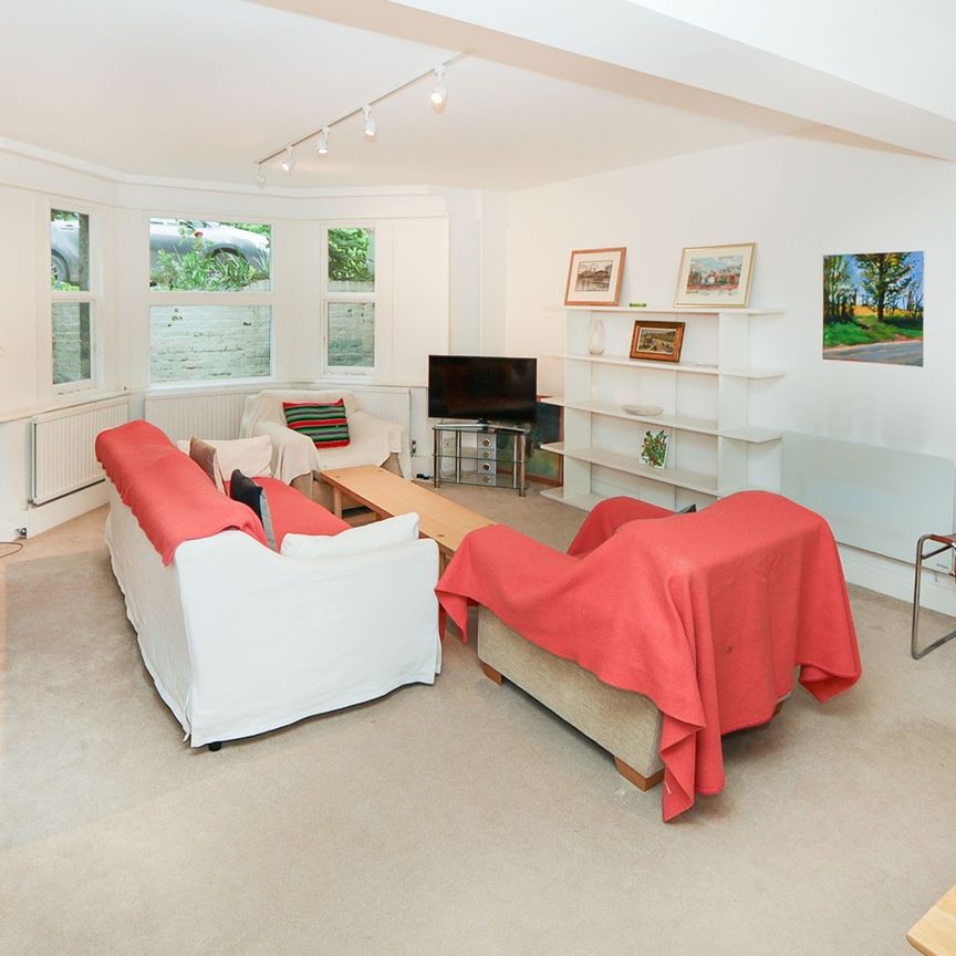 2 Bed Flat, Lonsdale Road, SW13 - Photo 1