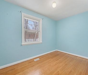 For Lease - 18 Gower Court, Halton Hills, Ontario - Photo 5