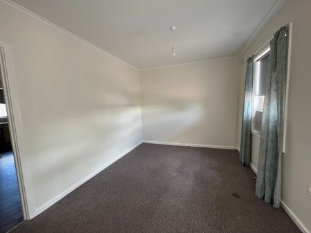 5 LORING STREET, WHYALLA STUART - Photo 5