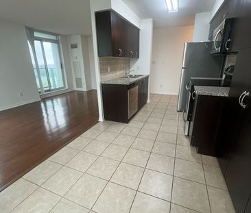 For Lease - 4850 Glen Erin Drive Unit# 1004, Mississauga, Ontario - Photo 5