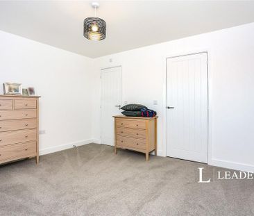 5 bedroom detached house to rent - Photo 5