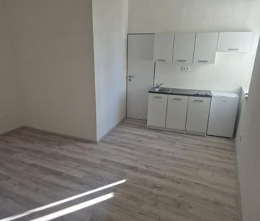 Pronájem bytu 1+kk 28 m2 - Photo 2