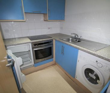 Studio to rent - Photo 5