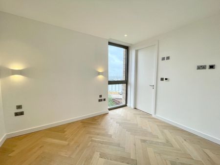 2 Bed Flat, Josephine House, NW10 - Photo 4