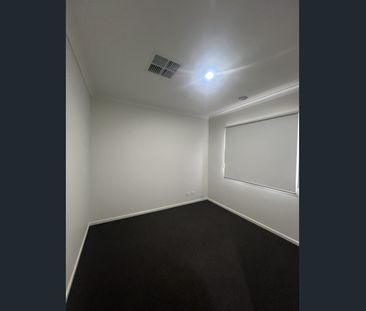 Brand-New 4-Bedroom Family Home in Mickleham (Highlands - Next To T... - Photo 2