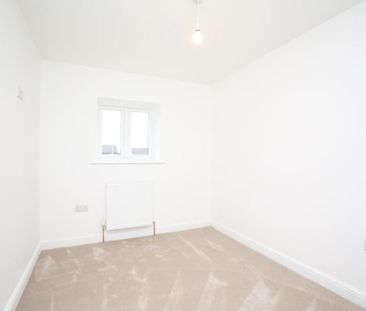 3 bedroom detached house to rent - Photo 3