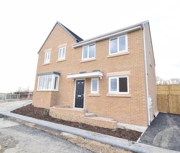 Yarn Crescent, Lupset, Wakefield - Photo 1