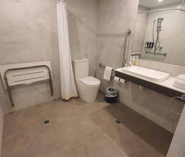 ACCESSIBLE APARTMENT - Photo 3