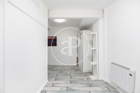 Studio for Rent in Hospitalet - Photo 4