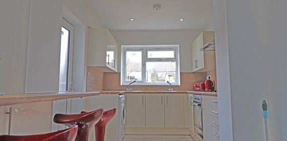 Violet Road, Southampton - Photo 2