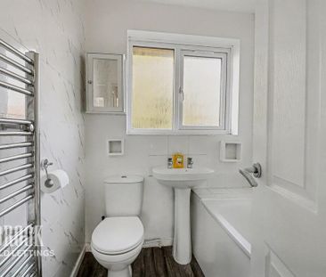 2 bedroom terraced house to rent - Photo 3