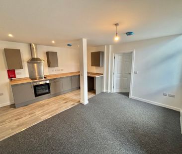 Sherborne Road, Yeovil, Somerset - Photo 3