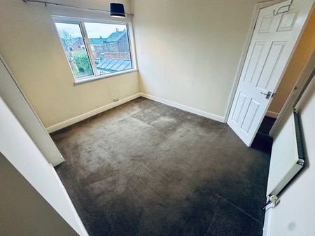 Bank Street - Photo 3